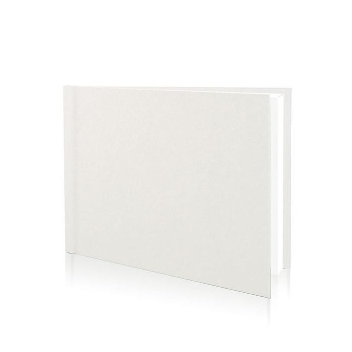 Fotogrāmata MyPhotoBook A4 5mm horizontāla. Cietie vāki ar izgriezumu priekšvākā. Skavu montāža. Pearl White